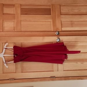Elegant Rose Red Gown Size 6